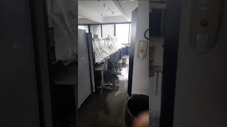 Chuva causa caos na UENF laboratórios tomados pela água da chuva [upl. by Fulcher322]