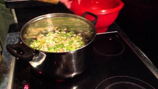 Gemüsesuppe mit Fleischklößen kochen  Deftige Suppe als Vor oder Hauptspeise [upl. by Bodnar]