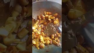 দুপুরে রান্না কীভাবে আমরা করি Bengal cooking crecipe [upl. by Nylesaj]