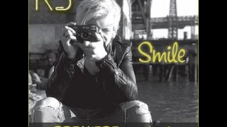 R5  Smile  LYRICS [upl. by Rankin]