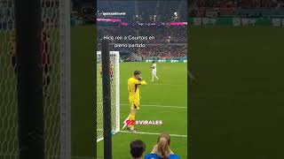 Thibaut Courtois se ríe de los saludos de Ibai IbaiLlanos shorts [upl. by Melanie]