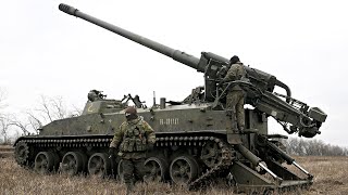 2S5 GiatsintS  Russian 152 mm selfpropelled gun [upl. by Stesha]