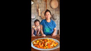 Fresh Vegetables with Chicken Feed [upl. by Gerdy469]