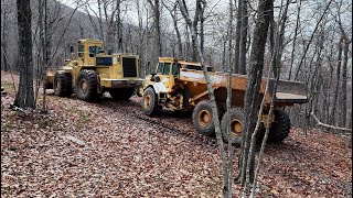 Moving a broken rock truck [upl. by Ennovehc]