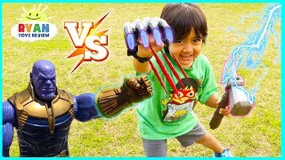 Ryan vs Thanos Marvel Avengers Infinity War Superhero Toys [upl. by Cid664]