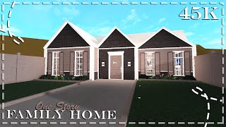 BLOXBURG  One Story Family Home  45k  House Build [upl. by Ettennaej]