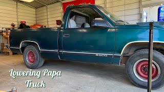 We install lowering shackles and hangers on the rear of my 96 Silverado [upl. by Rennane]