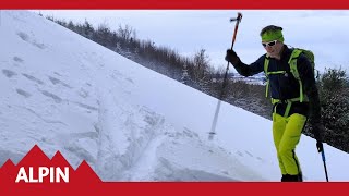 Skitouren  Technik So gehen Spitzkehre und Kickkehre  ALPIN  Das Bergmagazin [upl. by Balfore]