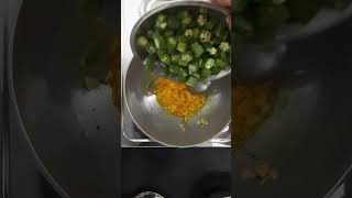 Bhendi chi bhaji easyfoodtomakeathome झटपटcooking [upl. by Balkin]