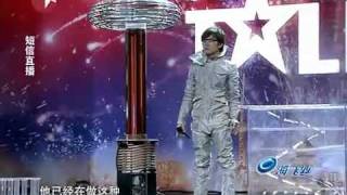 Chinas got talent 2011 quot special powerquot 卢驭龙 中国达人秀 [upl. by Lillywhite]