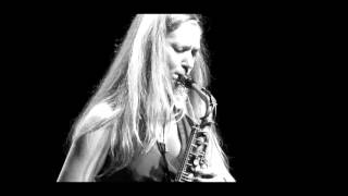 Gesa Marie Schulze plays Saxophone Solo  quotBoraquot Band Introduction Aquarela Brasileira [upl. by Ciprian]