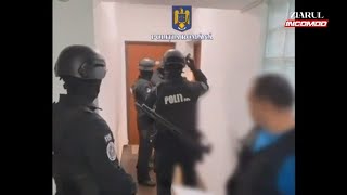 Bianca Drăgușanu săltată de Poliție [upl. by Nnaitsirk689]