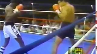 Alexis Arguello vs Cornelius Boza Edwards [upl. by Robbins]