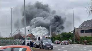 Uitslaande brand in Harelbeke [upl. by Ayvid706]