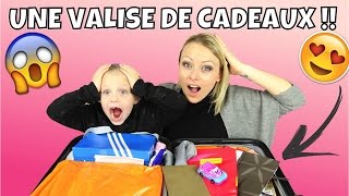 ♡• ON OUVRE UNE VALISE DE CADEAUX •♡ [upl. by Aneetak]