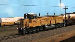 Atlas HO scale Union Pacific Genset with updated handrails [upl. by Noskcire57]