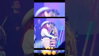 Chiquis y Jacqie cantando juntas hasta un piquito se dieron😘 chiquisrivera jacqierivera musica🎶 [upl. by Mandle350]