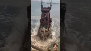 Dredger clearing silt short [upl. by Lippold209]