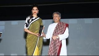 Deepika Padukone wins Entertainer of the Year [upl. by Odlanar]