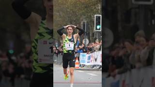 🇨🇵 Etienne Daguinos bat le RECORD DEUROPE du 10 km en 2704 à Lille la COROS PACE 3 au poignet⌚️🔥 [upl. by Vincelette873]