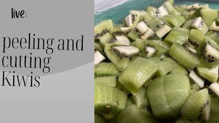 peeling cuttingskills fruitcuting Lets try some kiwis [upl. by Otrebmuh]