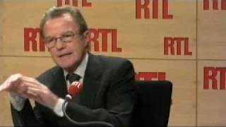 Bernard Kouchner  quotLopération israélienne a été une très grave erreur sinon une fautequot  RTL [upl. by Aiciles]