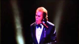 Engelbert Humperdinck Live New Show Opening [upl. by Marfe]