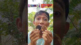 SHARING OREO AND BETTER SANDWICH WITH ANTS shorts [upl. by Kacy]