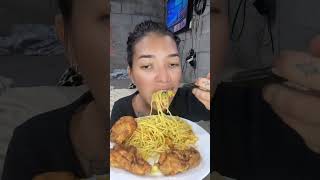 mukbang frango empanado macarrão e batata frita viralvideo [upl. by Landy129]