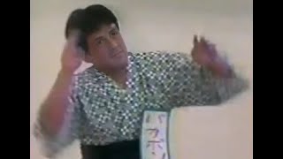 Sylvester Stallone lookalike dances Lambada in Bakabon costume シルベスター・スタローンのそっくりさんがバカボンの衣装でランバダを踊る [upl. by Carley]