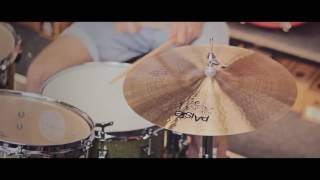 Paiste 2002 Black Big Beat 15quot Hi Hats [upl. by Lenahc]