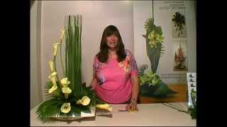 Contemporary Flower Arranging Lesson  Hedging [upl. by Whittemore]