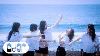 NewJeans 뉴진스 Bubble Gum Official MV [upl. by Nevada]