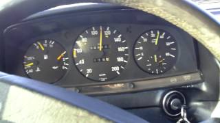 Mercedes W123 300TD acceleration 0100 1 [upl. by Lashonda839]