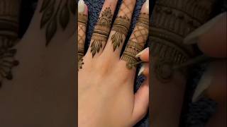 Simple finger mehndi design 😱😱mehndi arthenna short [upl. by Haase691]