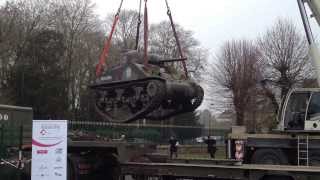 Un char Sherman de la 2ème DB Le Montereau senvole à Alençon  61  Orne [upl. by Adyl796]