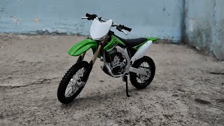 Unboxing of Kawasaki KX 450F Diecast Model  MAISTO 112 Die cast Metal  Kawasaki Accessories [upl. by Uaeb]