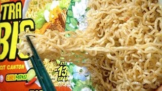 No5159 Payless Philippines Xtra Big Pancit Canton Chilimansi [upl. by Ydnic]