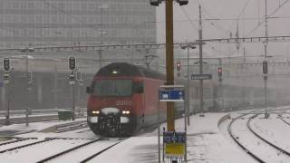 Train 226 à Lausanne avec 8 heures de retard [upl. by Beret746]