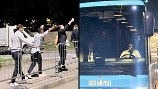 JuveNapoli 00 esce il pullman e sentite cosa urlano a Conte 😱📢 [upl. by Doownil]