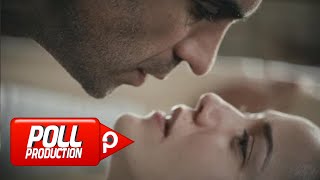 Özcan Deniz Ft Fahriye Evcen  Sen Yarim İdun Official Video [upl. by Aikaz328]