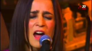 Julieta Venegas  Lento En Vivo [upl. by Tanah573]