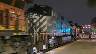 BCOL 4650 trains on BNSF QPTLCHC at La Grange [upl. by Torrell]