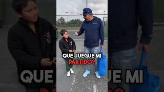 ¡¡BROMA Y REGALO A PEQUEÑO FUTBOLISTA ⚽️🔥 TikTokDeportes Futbol Regalo [upl. by Notfilc678]