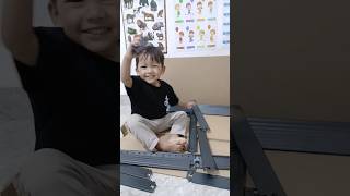 MERAKIT MEJA BARU fyp cutebaby dayinmylife anakpintar merakit [upl. by Gnud]