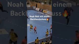 Noah Bolt mit einem Backhandschuss im Gegenstoss für Otmar St Gallen gegen den HSC Kreuzlingen [upl. by Saffier]