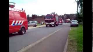 Défilé de camions pompiers [upl. by Joleen]