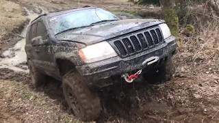 OFFROAD CZ JEEP GRAND CHEROKEE WJ 47 V8 DRONSHOT [upl. by Esiuqcaj483]