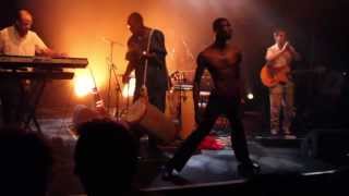 Souleymane Démé lacteur de Grigris danse à Paris [upl. by Sophi]