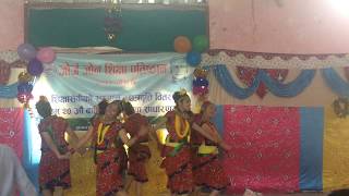 Lahana le jurayo ki  Darpan chaya  Nepali classic song  cultural dance [upl. by Edasalof]